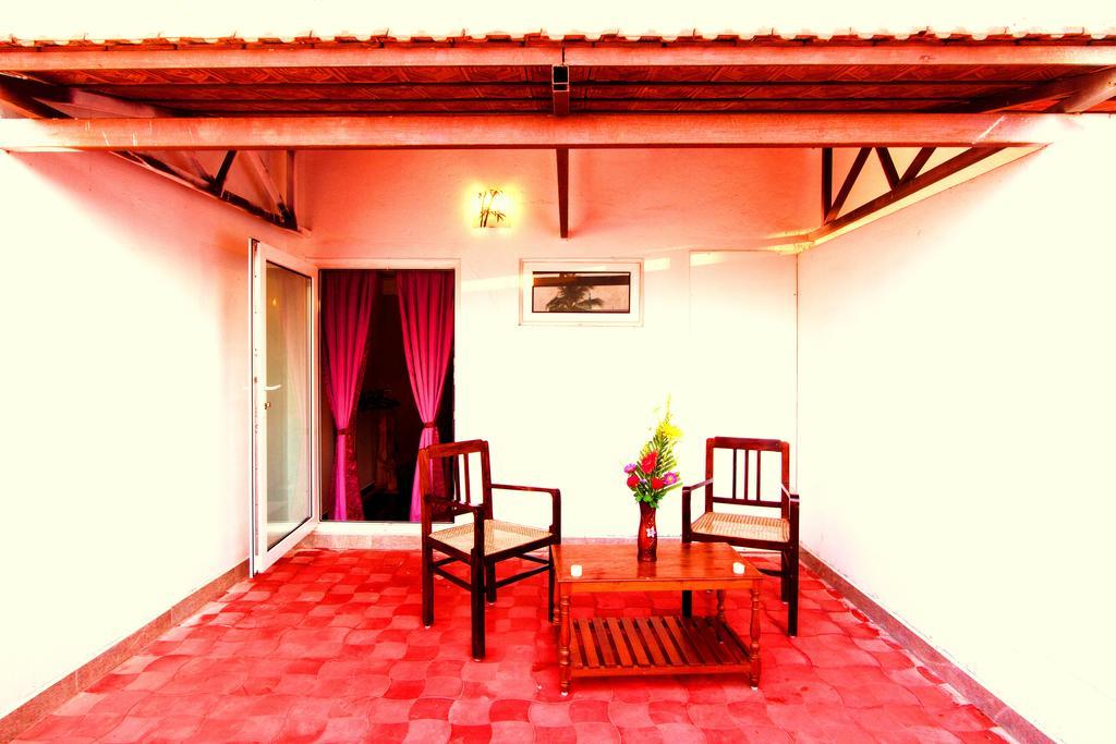 Hotel Bonsejour Puducherry Zewnętrze zdjęcie